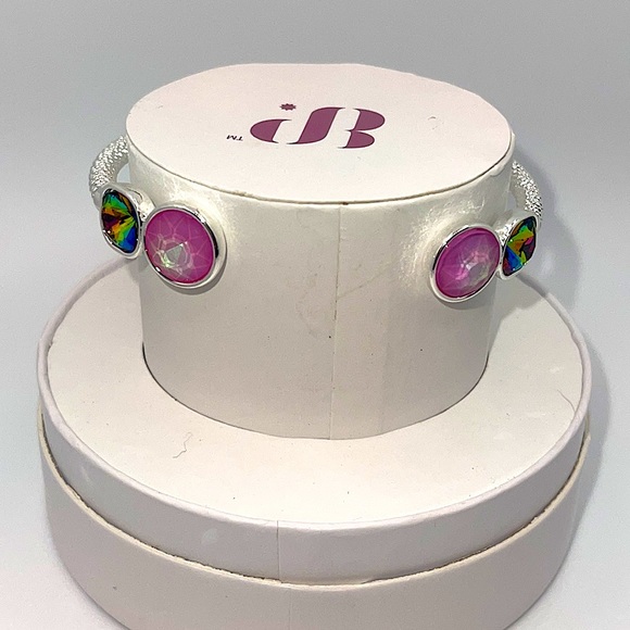 Spring Stacks 2024 - Picture 2 of 4